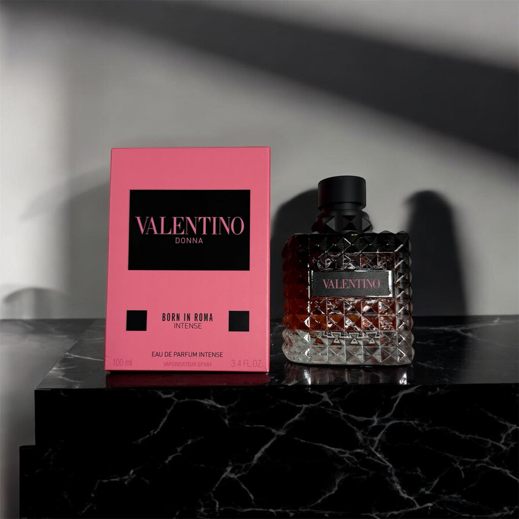 Valentino Donna Born In Roma Intense