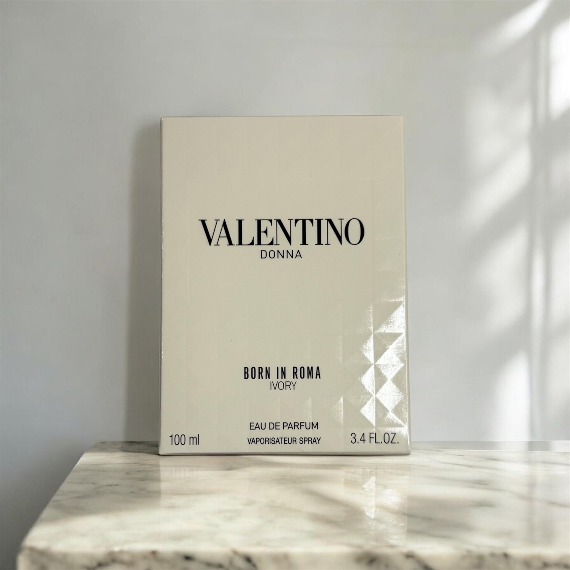Valentino Donna Born In Roma Ivory