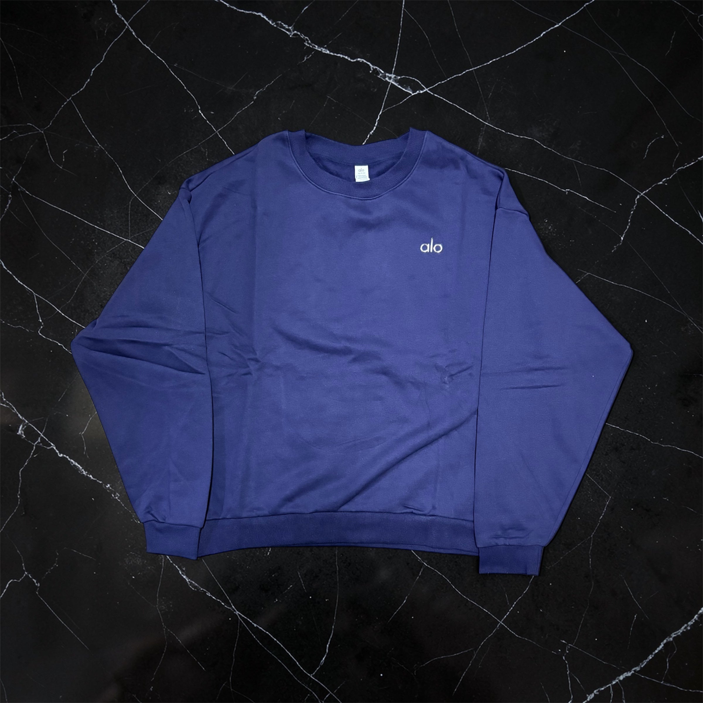 Suéter Alo cuello redondo