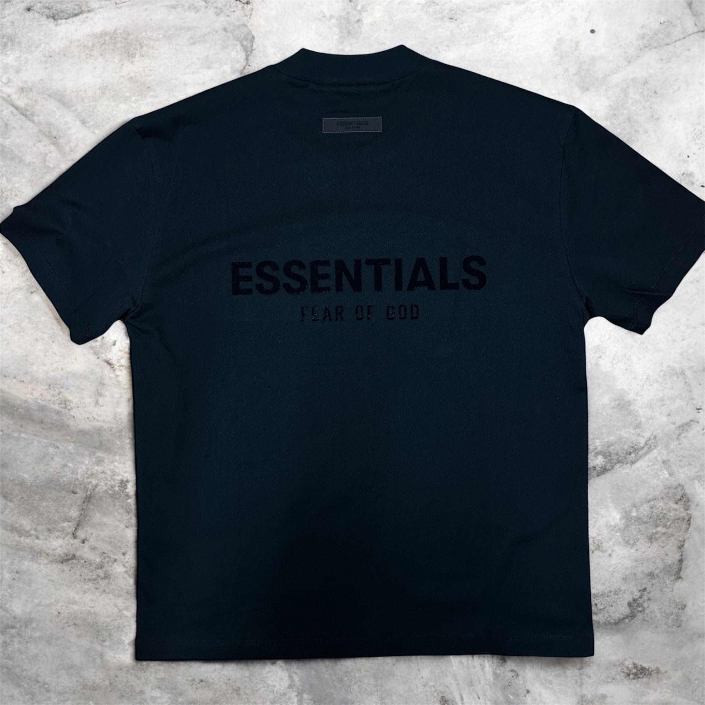 Playera Essentials