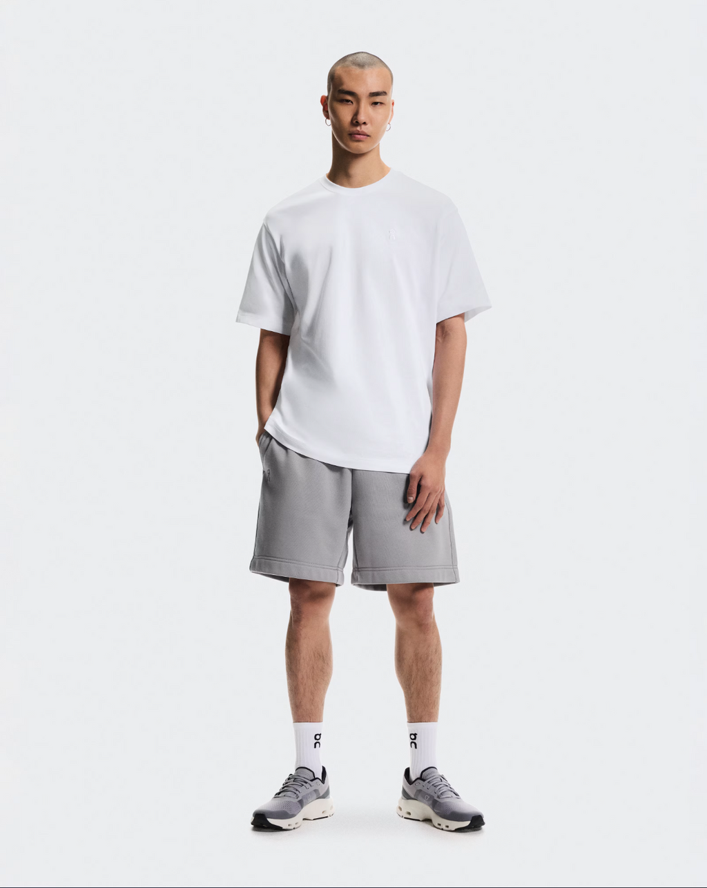 Camiseta On Club Collective-T | Tejido Premium, Detalles Bordados y Estilo Deportivo Clásico