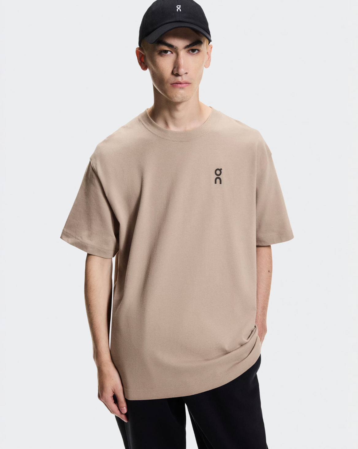Camiseta Club Collective-T | Tejido Premium, Detalles Bordados y Estilo Deportivo Clásico