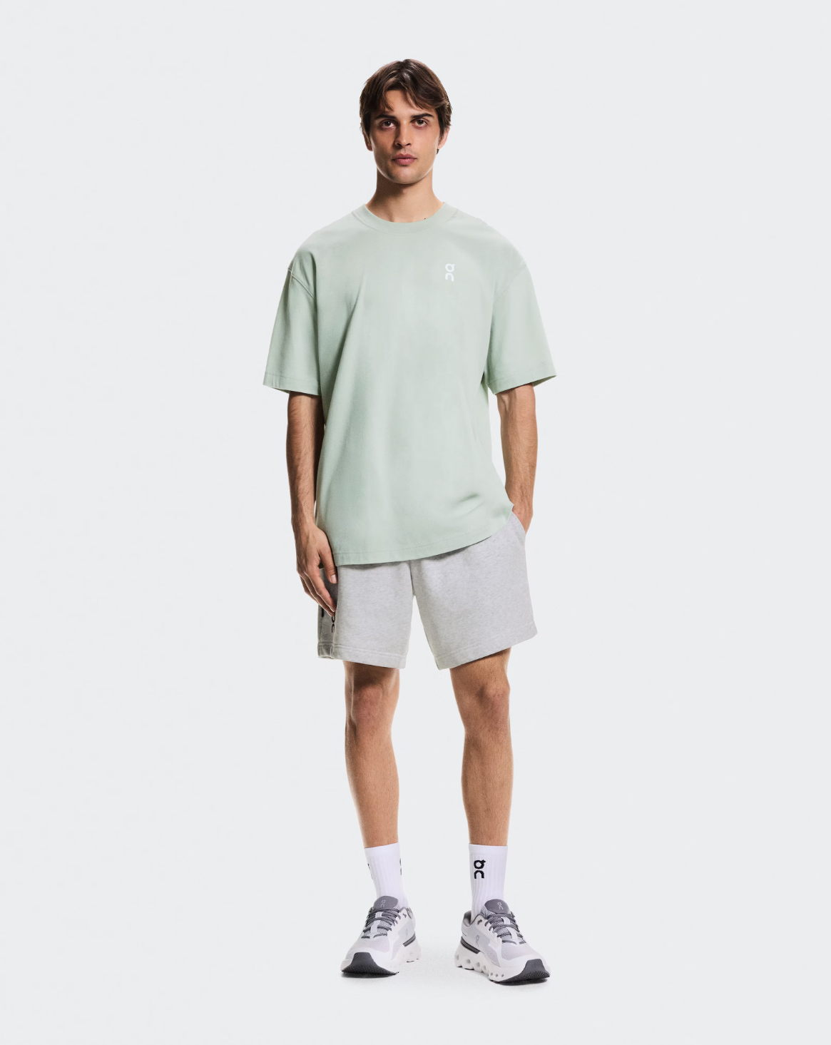 Camiseta Club Collective-T | Tejido Premium, Detalles Bordados y Estilo Deportivo Clásico