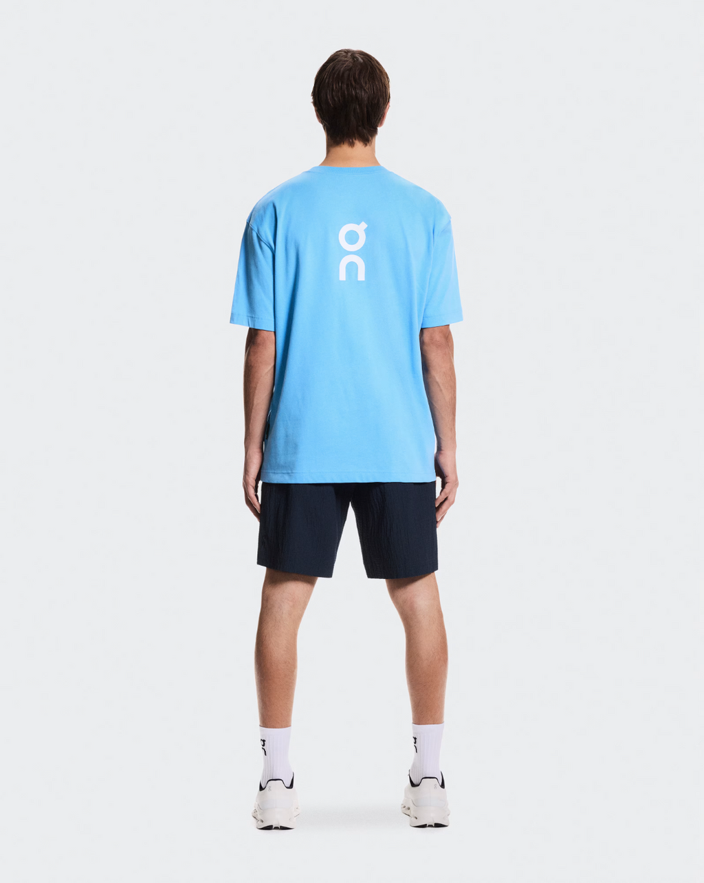 Camiseta Club Collective-T | Tejido Premium, Detalles Bordados y Estilo Deportivo Clásico