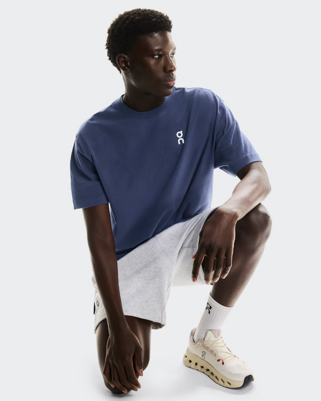 Camiseta Club Collective-T | Tejido Premium, Detalles Bordados y Estilo Deportivo Clásico